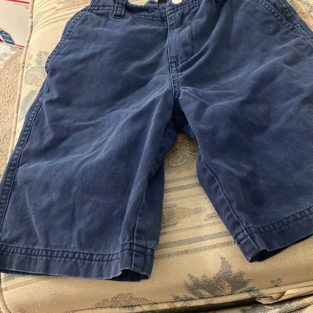 FINAL MARKDOWN Boy’s Izod shorts 8